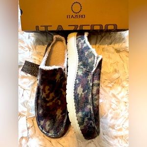 Men’s Camo Slip on comfortable shoes.